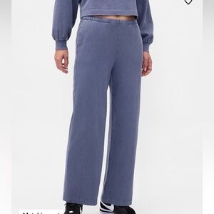 Gap Heavyweight Straight Leg Pants NWT Medium